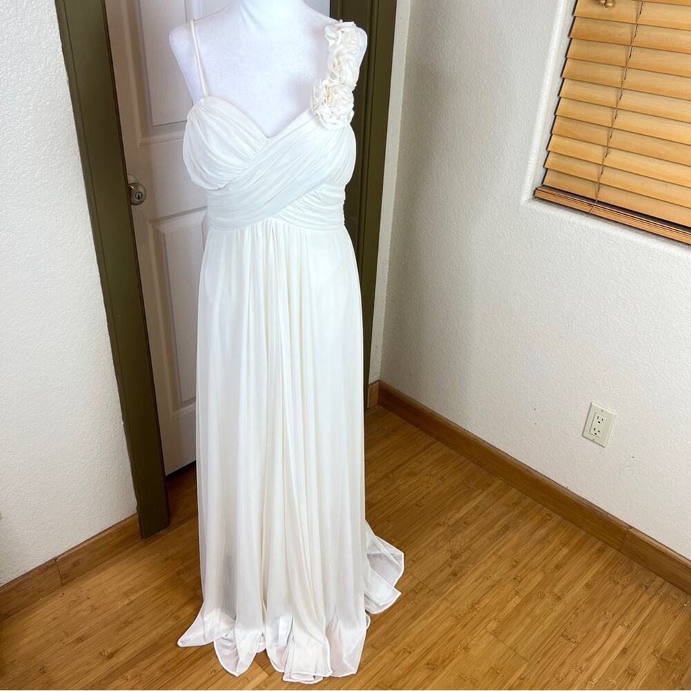 Cindy USA White Floral Applique Gown.